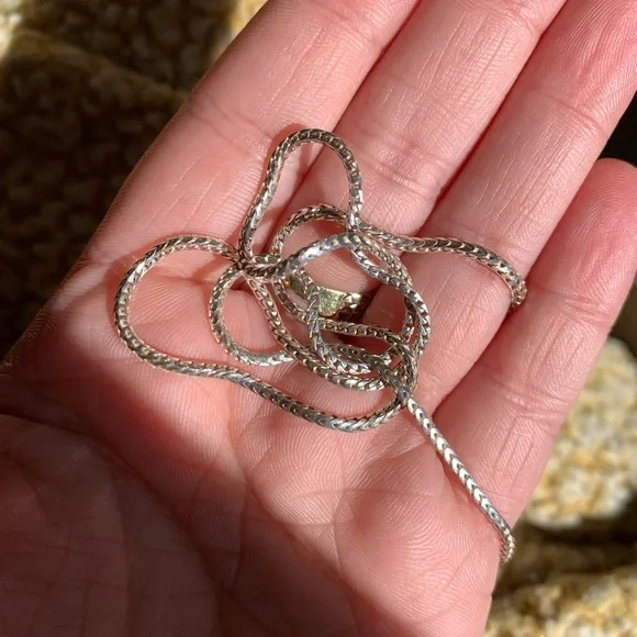 Jewelry - Picture 3 of 6